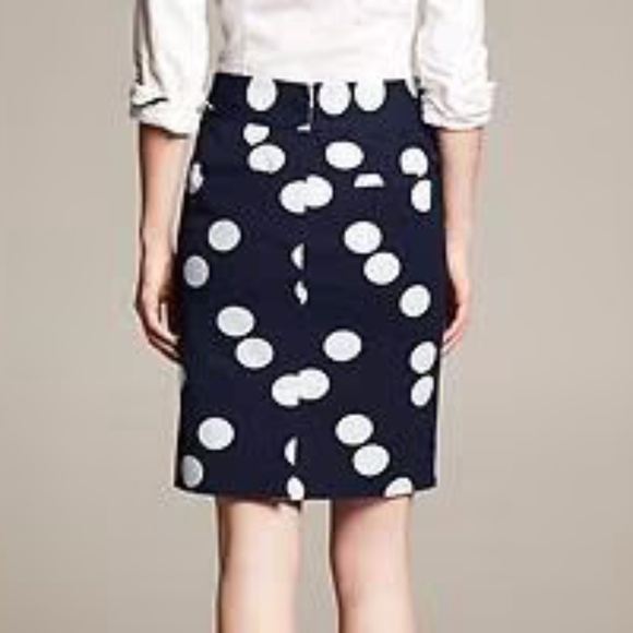 Banana Republic Dot Print Skirt - Picture 2 of 5